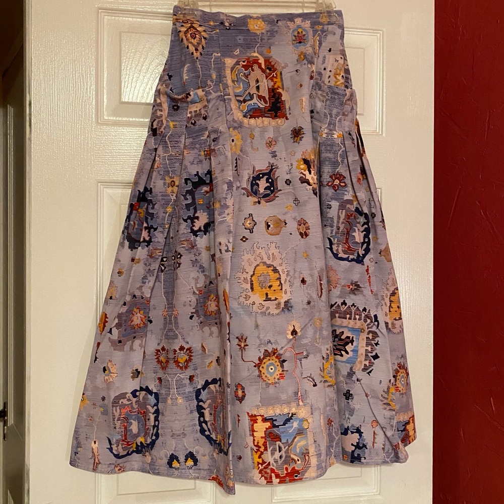 Adorable BOHO skirt. Fabulous colors. Elastic waist. Cotton blend. Size S. - Picture 3 of 10